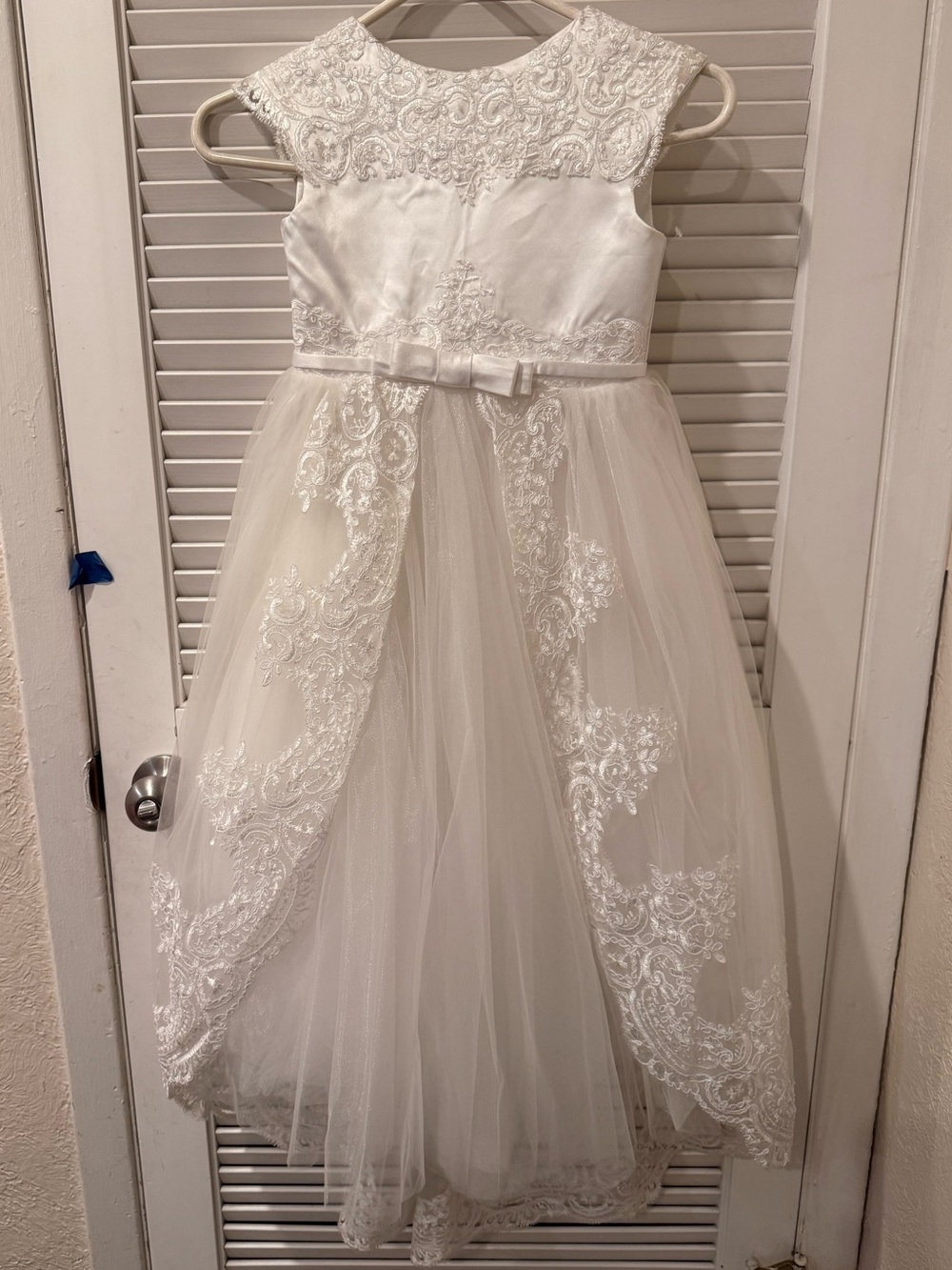 White Lace Tulle Flower Girl Dress with Bow